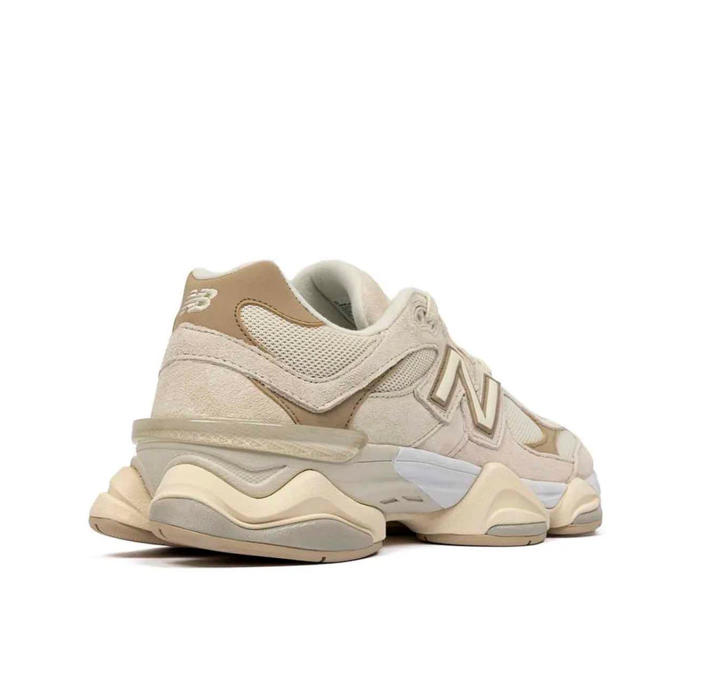 New Balance 9060 sea salt brown