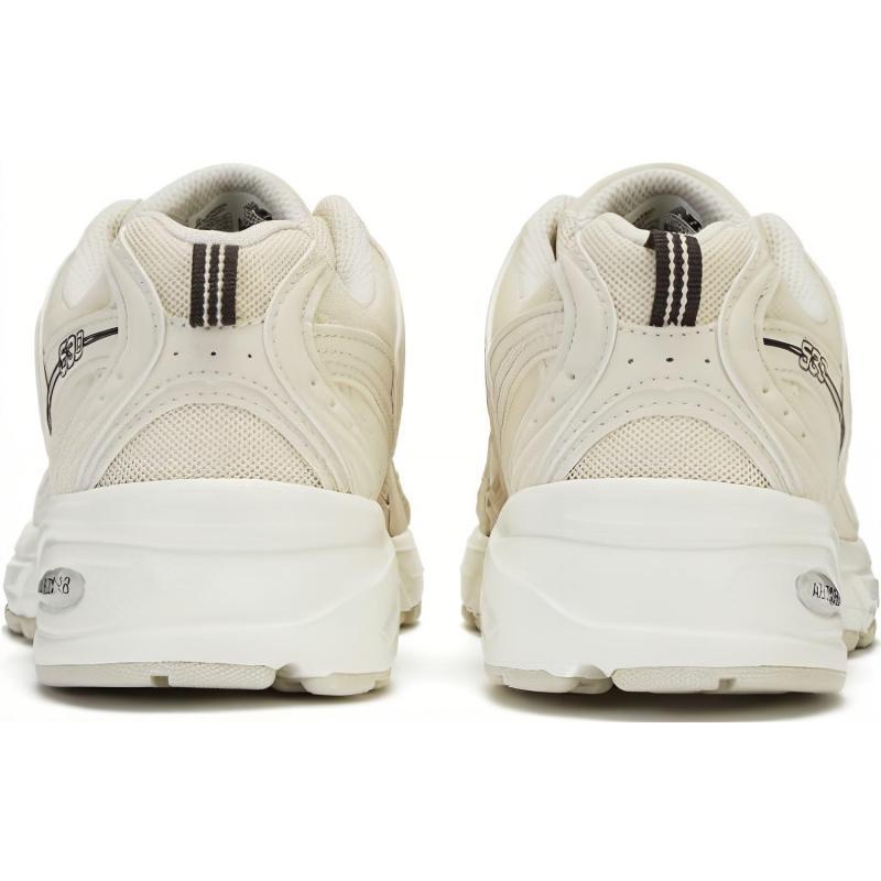 New Balance 530 Beige