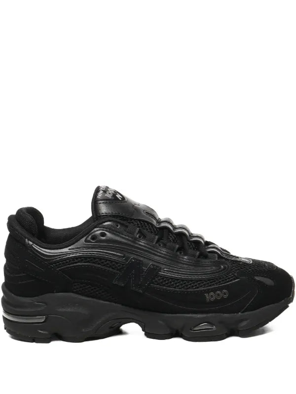 New balance 1000 triple black